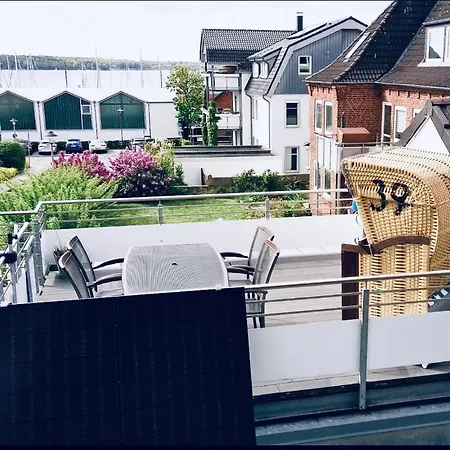 Sonnendeck * Laboe